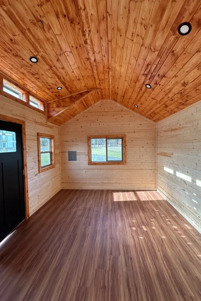 12×16 Montana Getaway Interior Copy