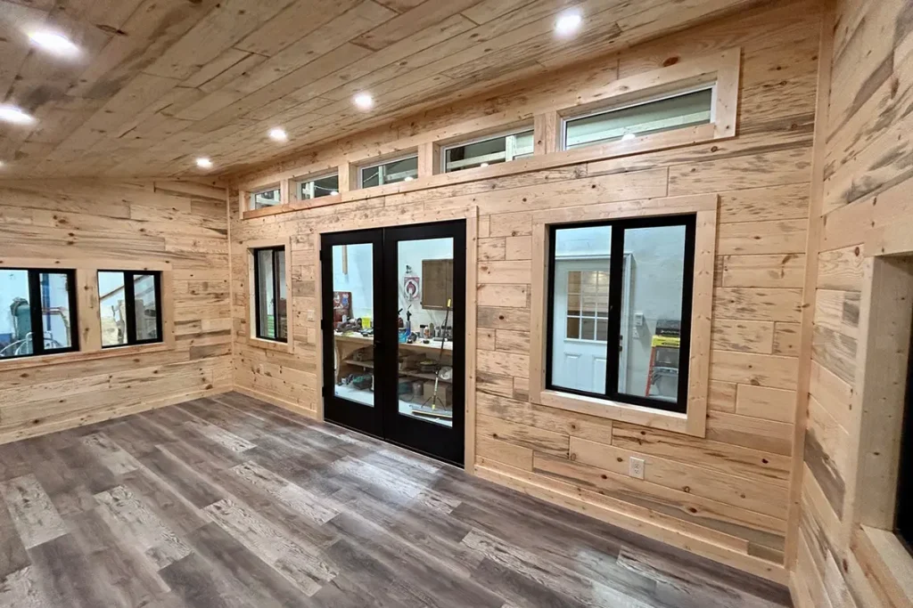 10×20 Studio Interior Copy